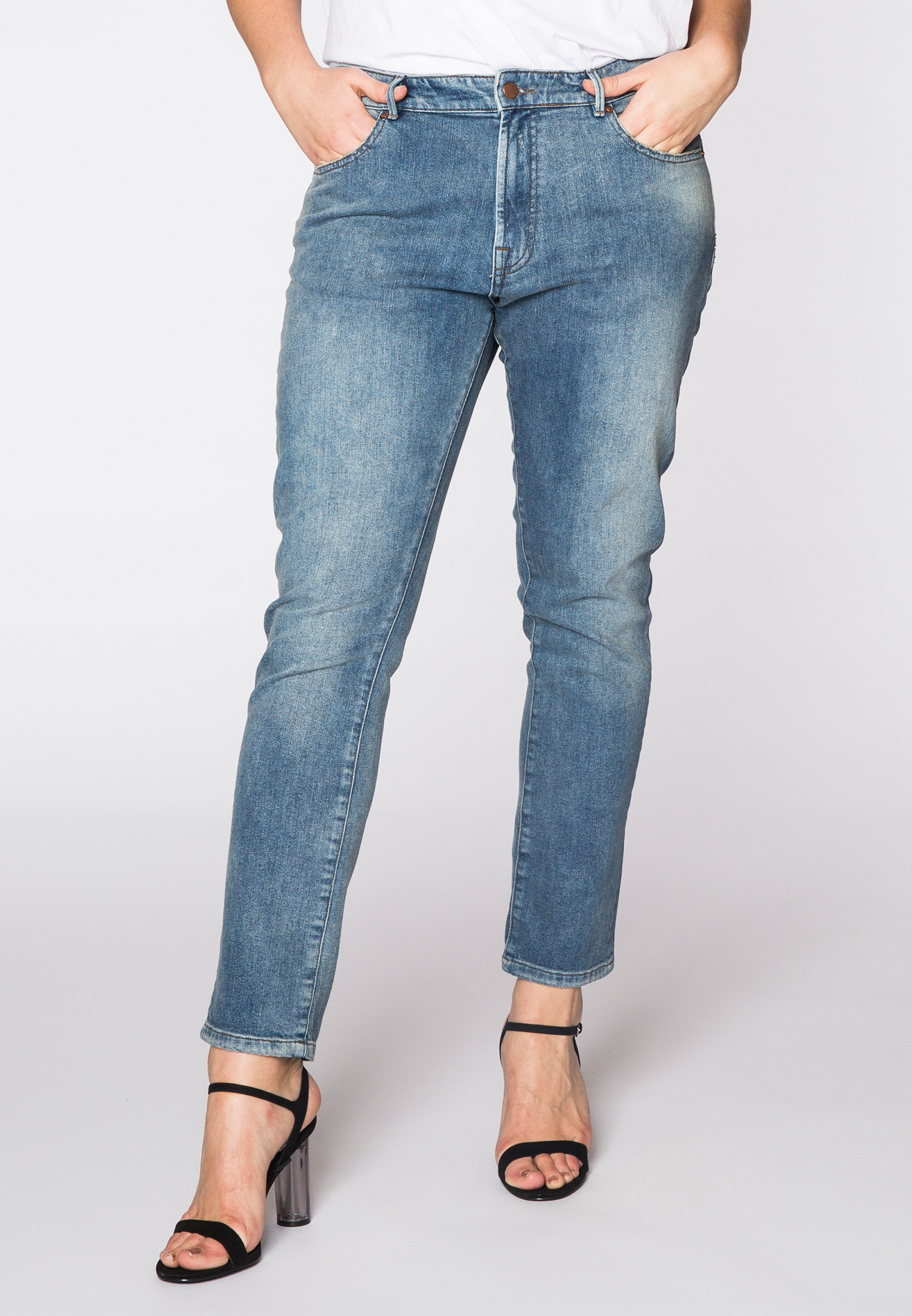 44 inch waist jeans